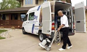 carpet cleaner with van